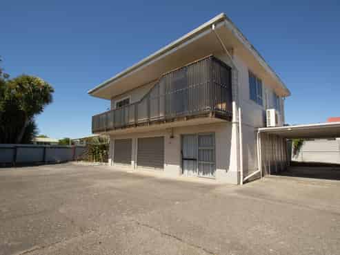 214C Gibson Quay, Hokitika