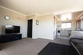 214C Gibson Quay, Hokitika