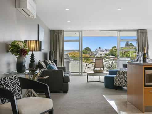 11/2 Lowell Place, Waipahihi