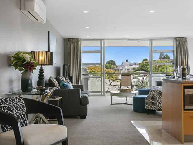 11/2 Lowell Place, Waipahihi