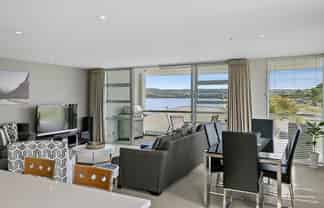 11/2 Lowell Place, Waipahihi