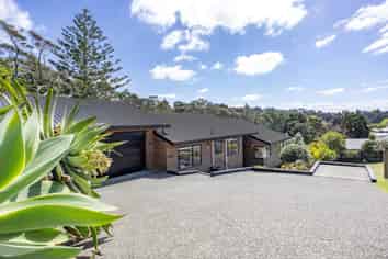 187A Godley Road, Titirangi