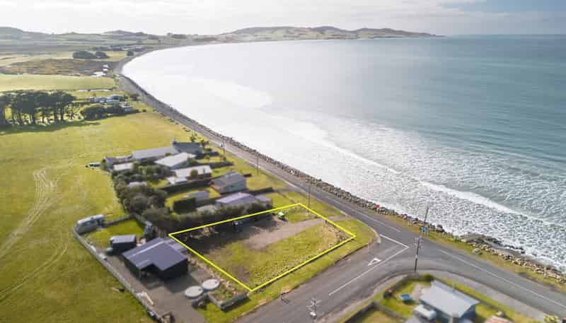 154 Colac Foreshore Road, Colac Bay