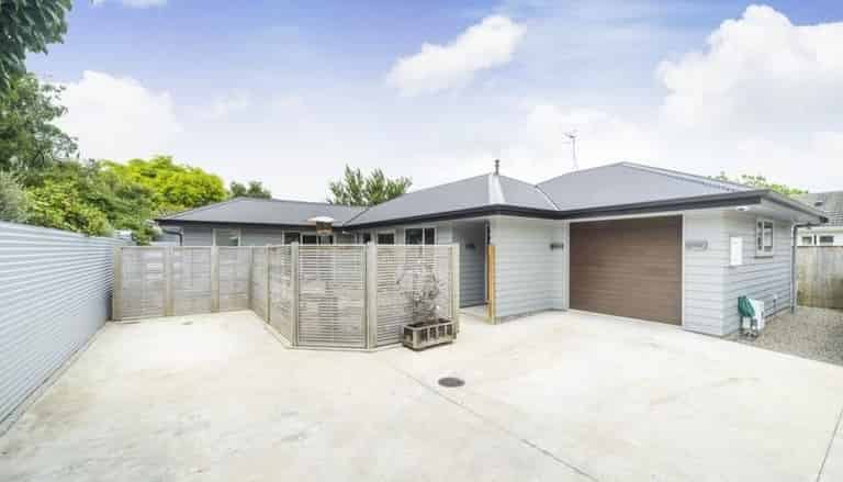 528A Featherston Street, Roslyn