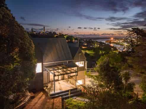 20 Shakespeare Road, Bastia Hill