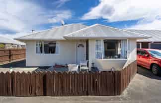 4/217 Oxford Street, South Dunedin