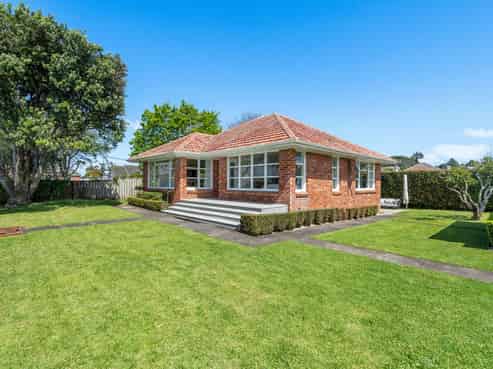 8 Wallath Road, Onehunga