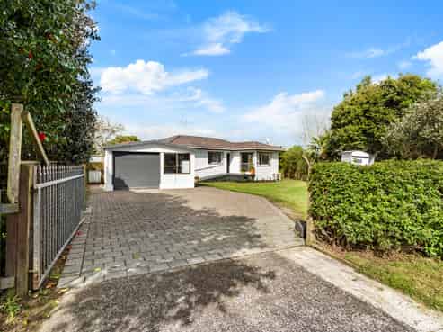 36 Frangipani Avenue, Manurewa