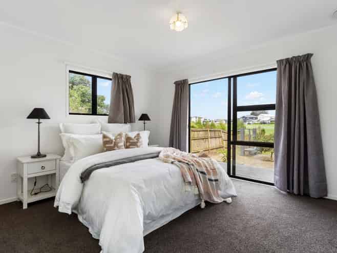 36 Frangipani Avenue, Manurewa