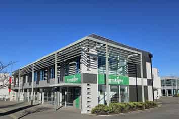 ‘Invest Right’ – Blenheim Rd Frontage - National Tenant