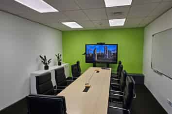 ‘Invest Right’ – Blenheim Rd Frontage - National Tenant