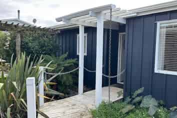 523 Mahurangi East Road, Algies Bay