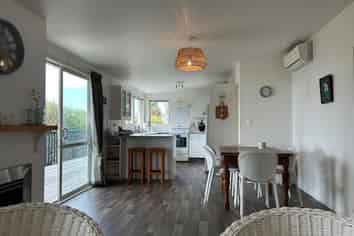 523 Mahurangi East Road, Algies Bay