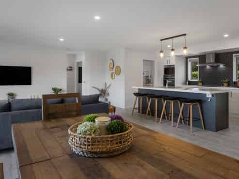 12 Anatere Rise, Athenree