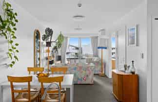 115/17 Link Crescent, Stanmore Bay