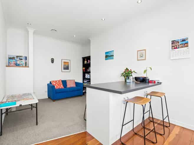3A Lovatt Crescent , Kensington