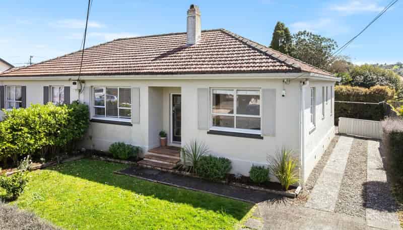 3A Lovatt Crescent , Kensington