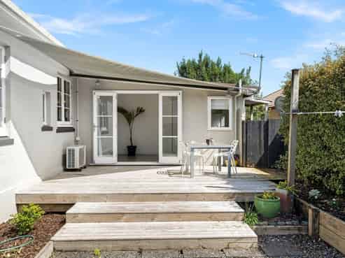 3A Lovatt Crescent , Kensington