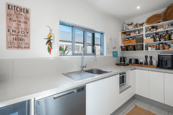 18 Brampton Drive, West Melton