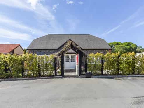 17 Quiet Woman Way, Monaco