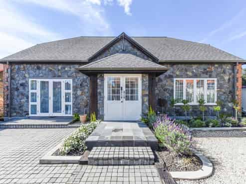 17 Quiet Woman Way, Monaco