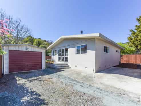 2/74 Scotia Street, Wakatu