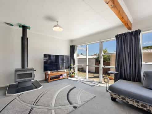 2/74 Scotia Street, Wakatu