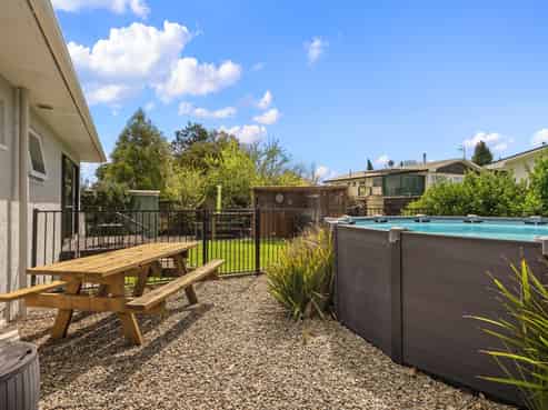 10 Hereford Street, Stoke