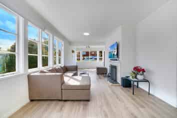 2 Triton Avenue, Mount Albert
