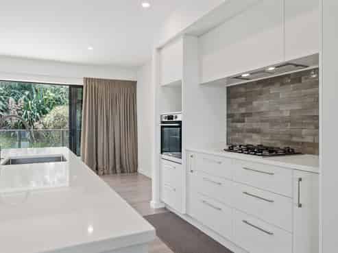 16 Blue Dun Place, Nukuhau