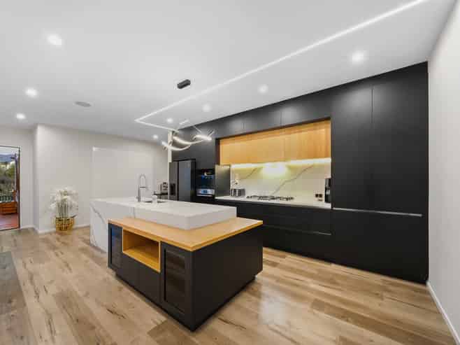 13 Downpatrick Drive, Flat Bush
