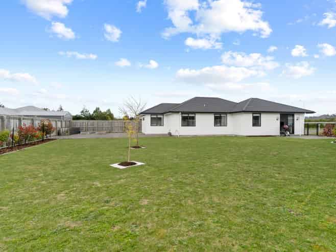 6 Mitre Way, Solway