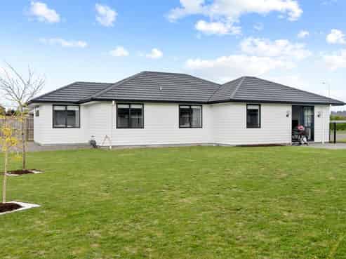 6 Mitre Way, Solway