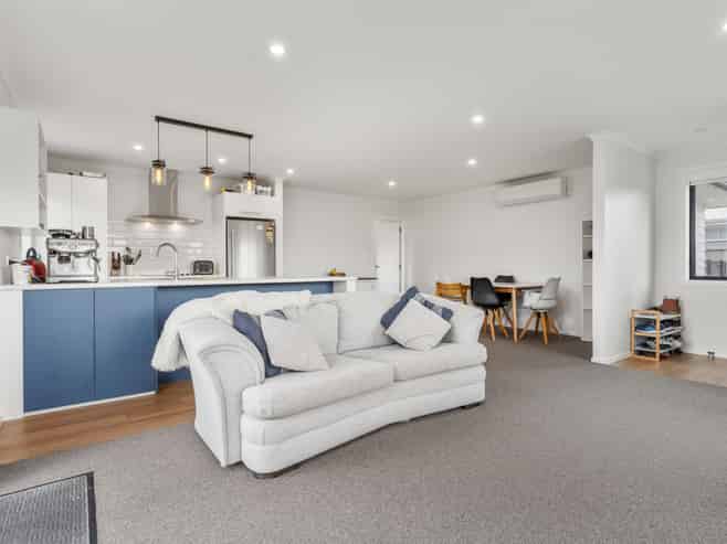 6 Mitre Way, Solway