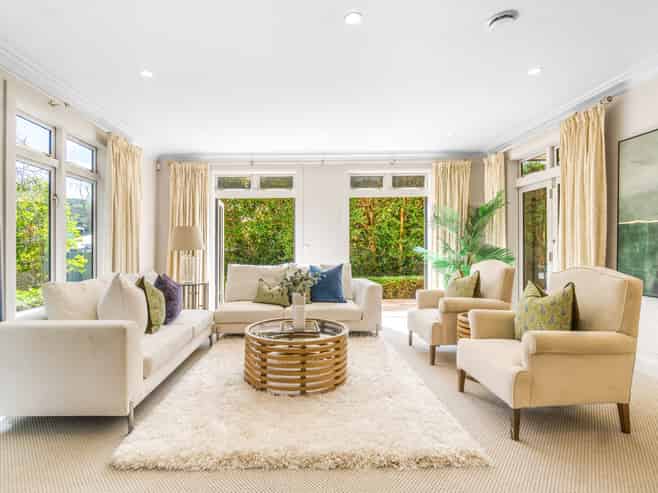 2 Sharpe Road, Epsom