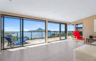 82 Gallagher Drive, Tairua
