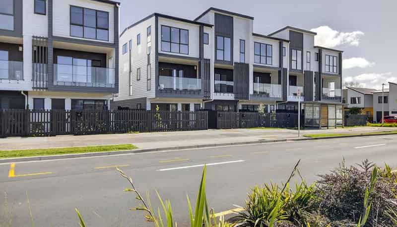 10  Scott Road, Hobsonville