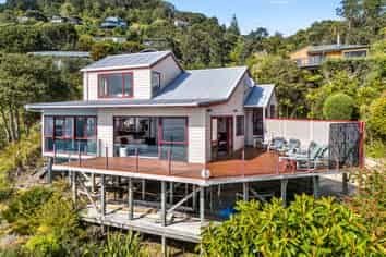 55 Motuhoa Road, Tairua