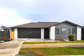 5 OMAHURU ROAD "KAHAWAI POINT", Glenbrook