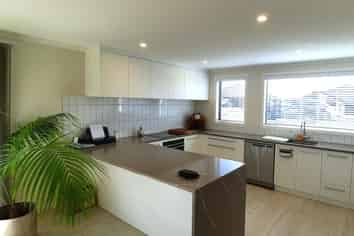 5 OMAHURU ROAD "KAHAWAI POINT", Glenbrook