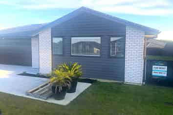 5 OMAHURU ROAD "KAHAWAI POINT", Glenbrook