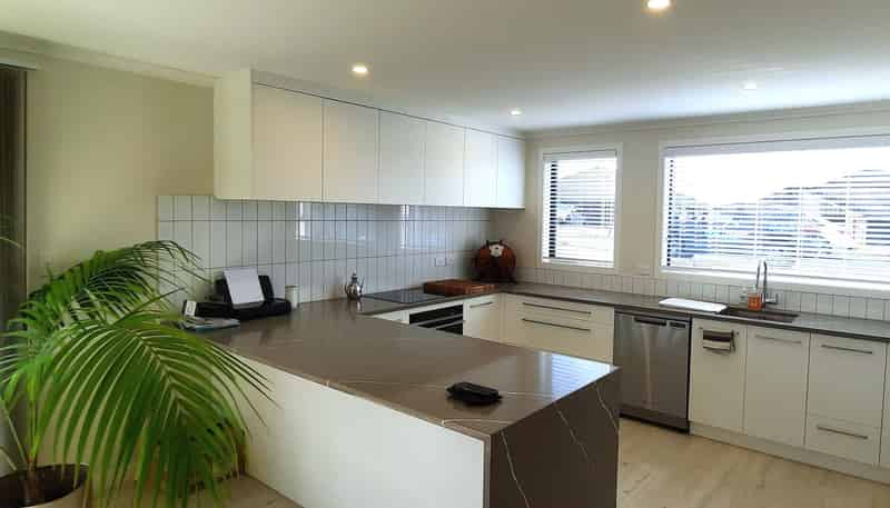 5 OMAHURU ROAD, Glenbrook