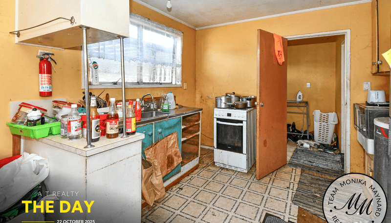 11 Darnell Crescent, Clover Park