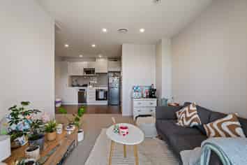 204 A&B/16 Mountain Ash Drive, Frankton