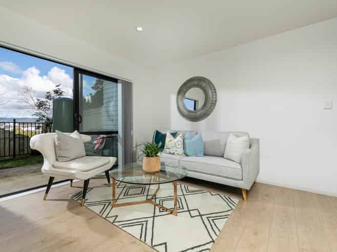 7/7 South Pacific Place, Henderson