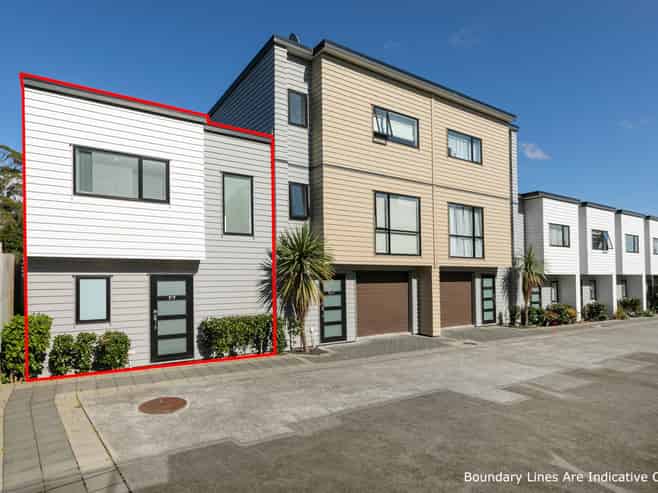 7/7 South Pacific Place, Henderson
