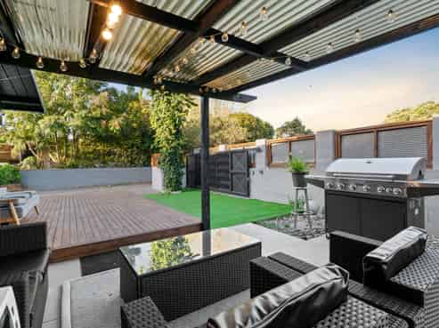 517 Weymouth Road, Weymouth