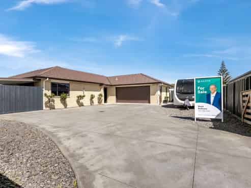 3 Waitaha Place, Clive