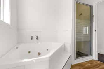 1008A Saint Aubyn St East, Parkvale