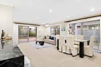 10 Coolaghy Drive, Flat Bush